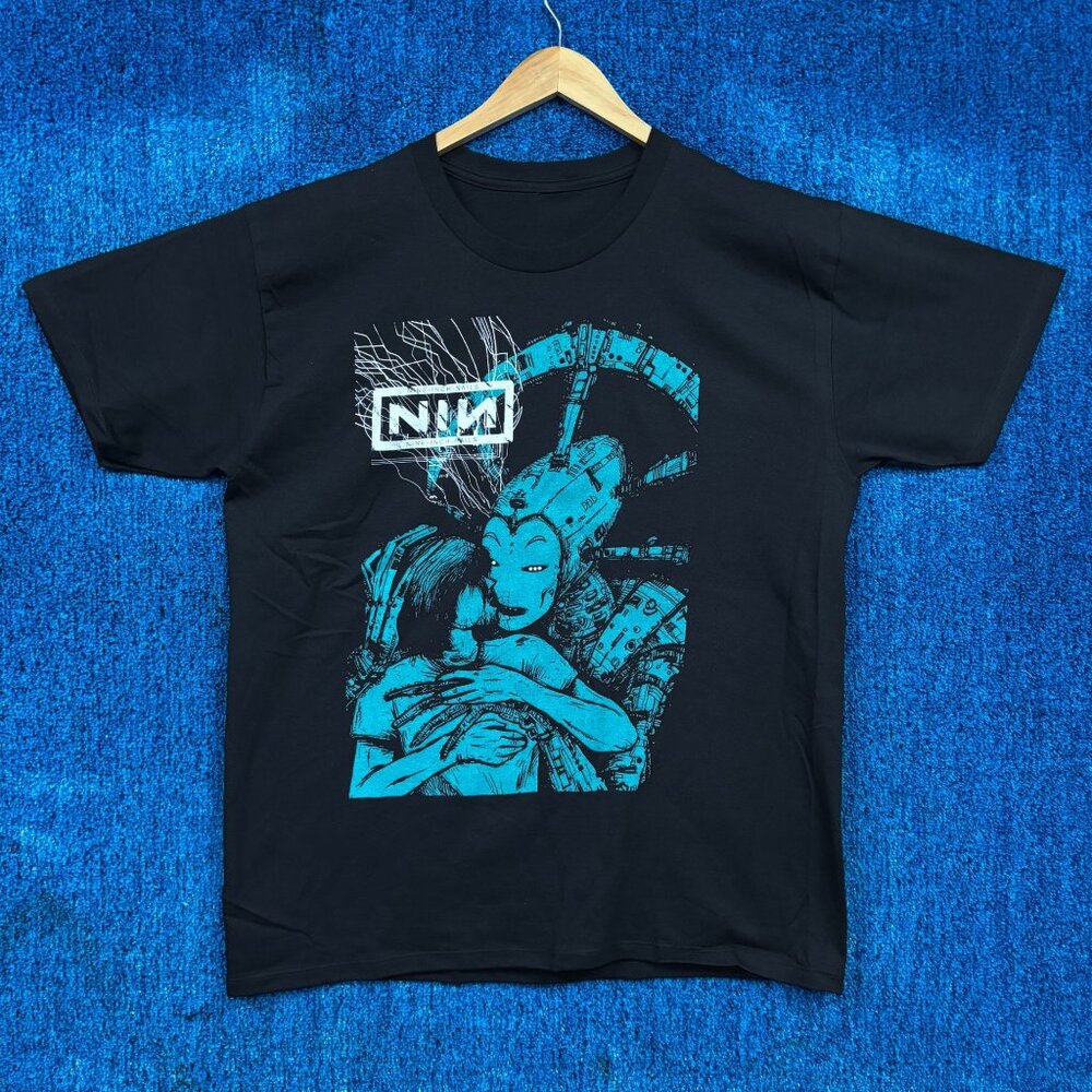 Nine Inch Nails 2005 “With Teeth Tour” Industrial Rock Band Graphic T-Shirt Size